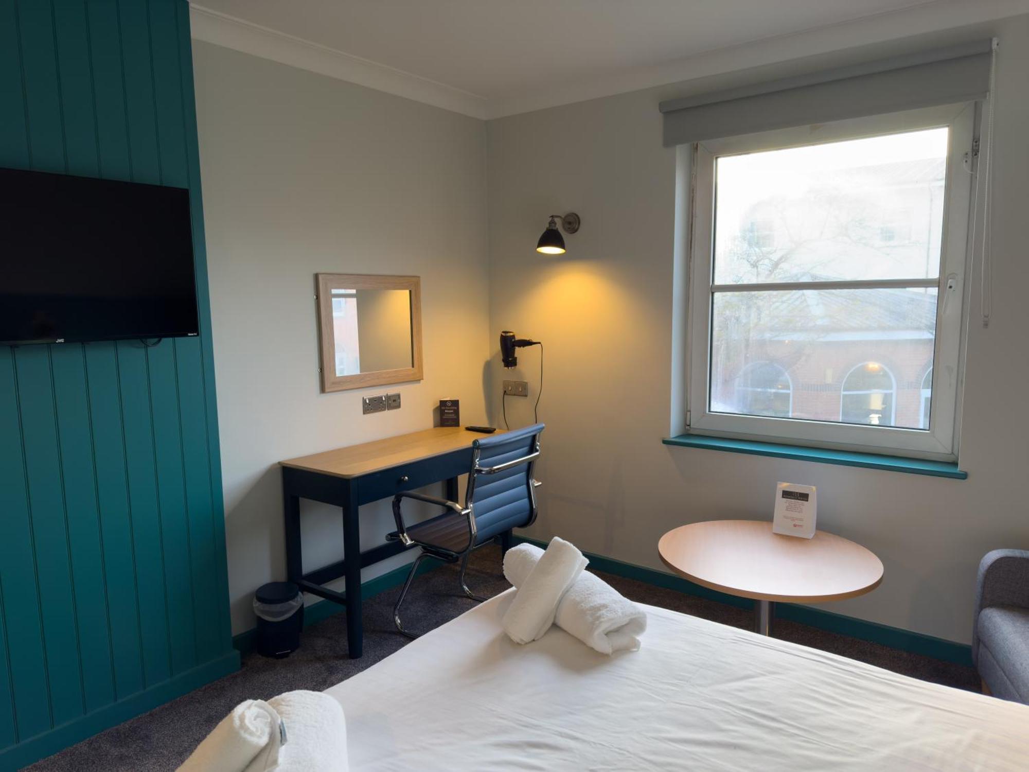 The Regency 3* Solihull