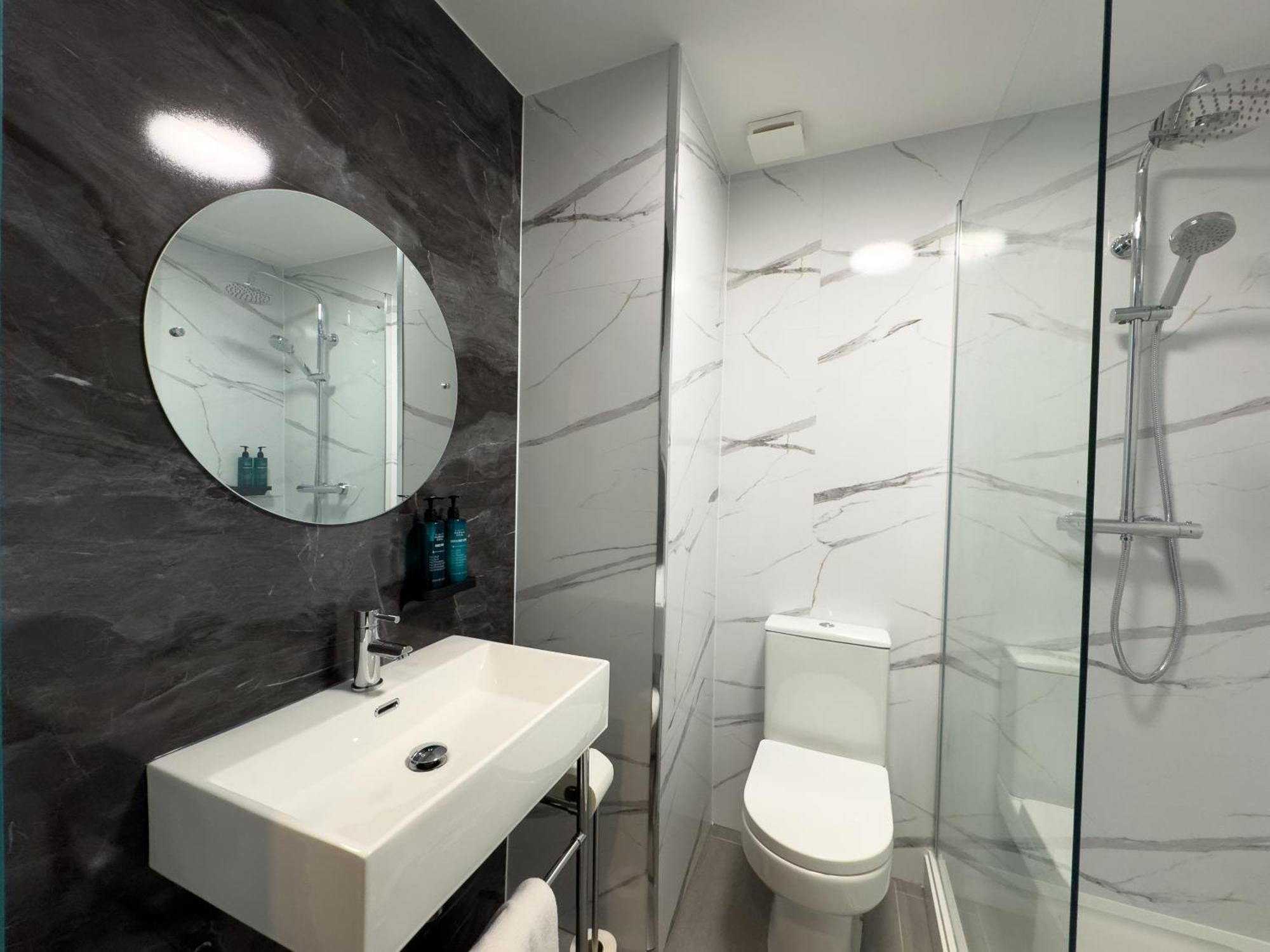 Hotel The Regency 3*
